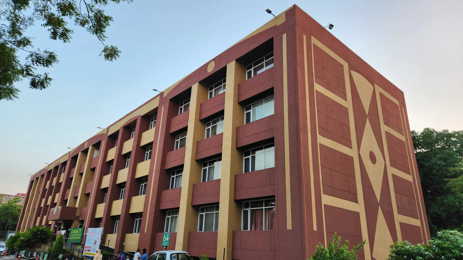 वाराणसी के सबसे अच्छे अस्पताल: व्यापक गाइड