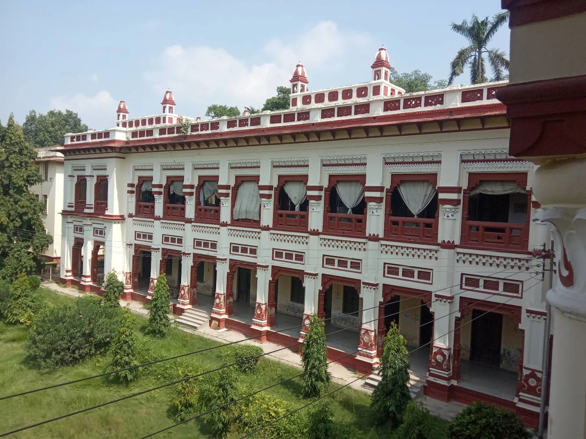 वाराणसी में आईएएस पीसीएस कोचिंग