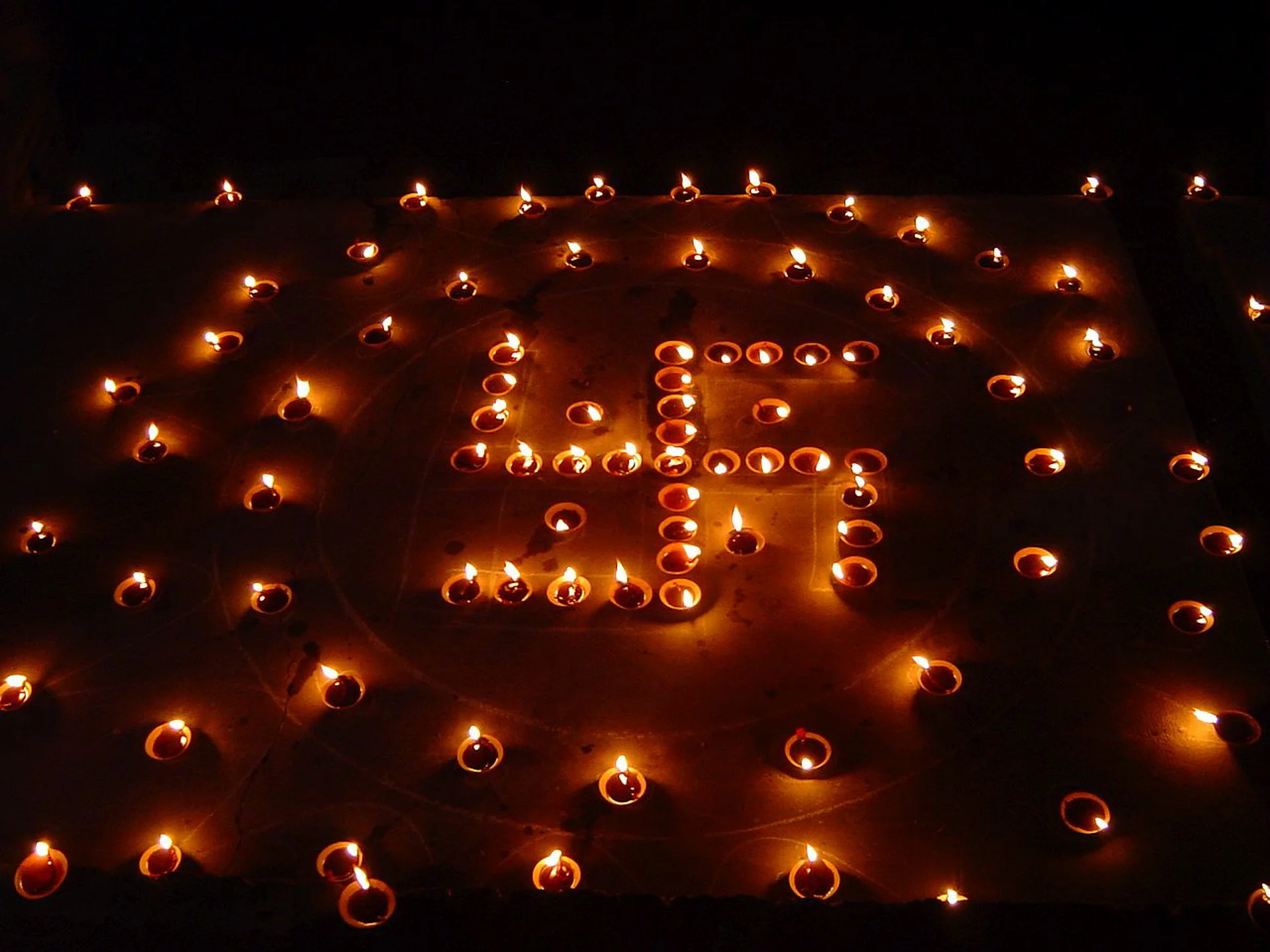देव दीपावली — देवताओं की दीपावली