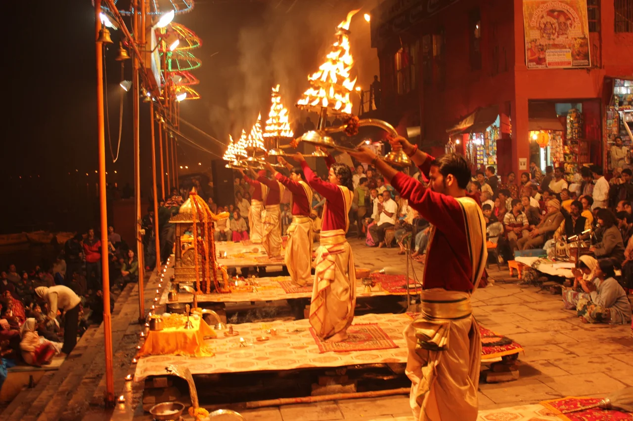 Catch the Enchanting Ganga Aarti at Sunset