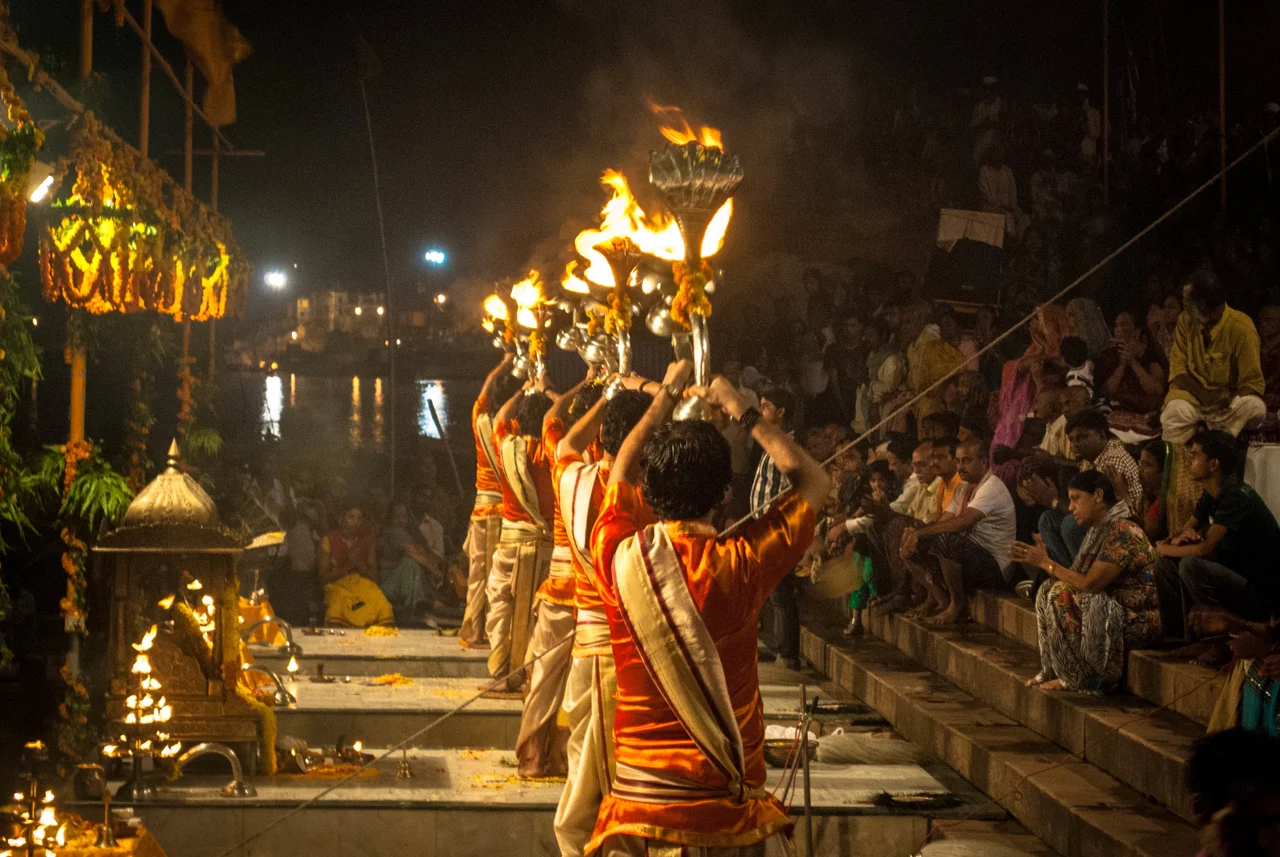 Embrace Varanasi's Sacred Evening Aarti