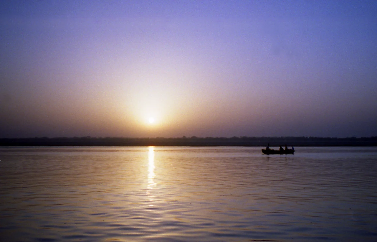 Sunrise Serenity: Boat Ride on the Ganges
