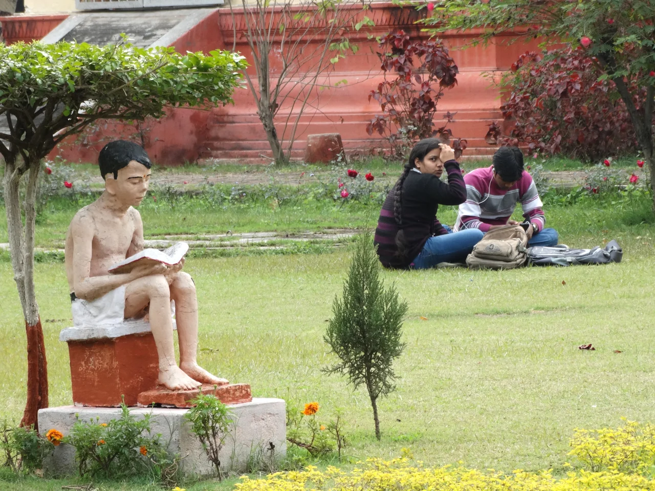Discover the Secrets of Varanasi's Flora at the Botanical Garden