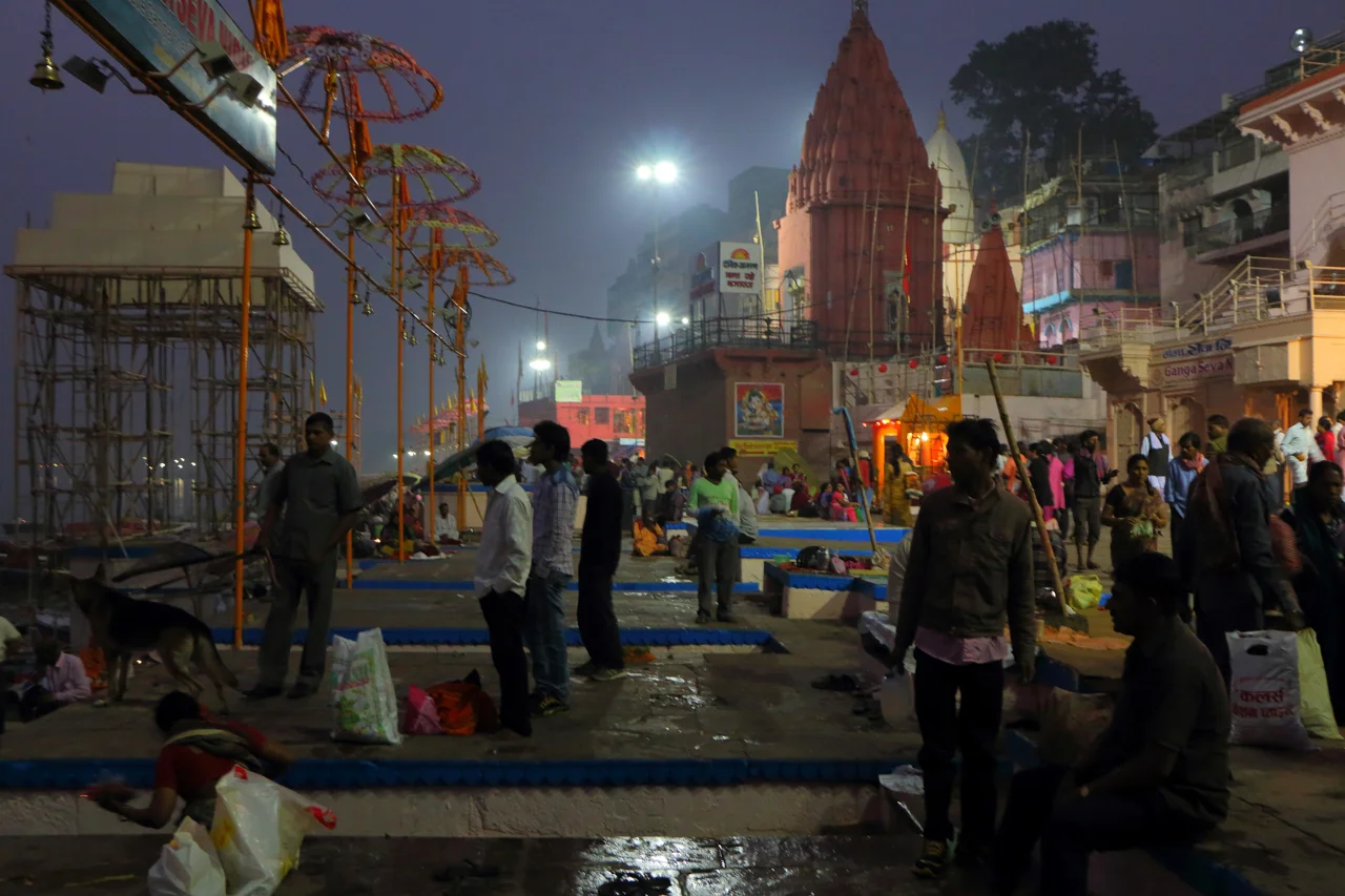 Unravel the Mysteries of Varanasi's Temples by Night