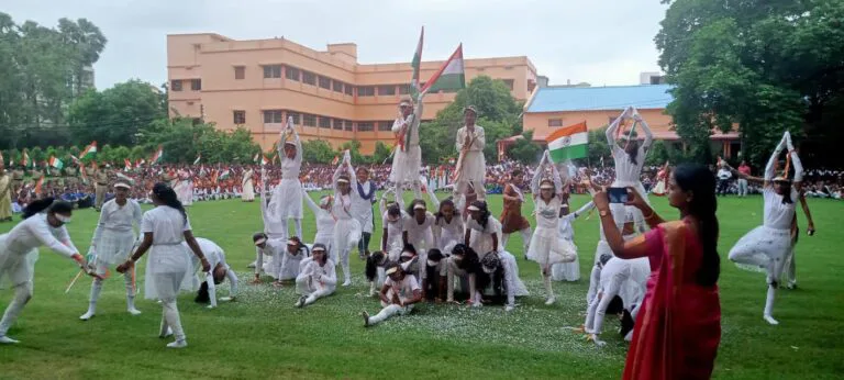Nivedita Shiksha Sadan Balika Inter College image 5